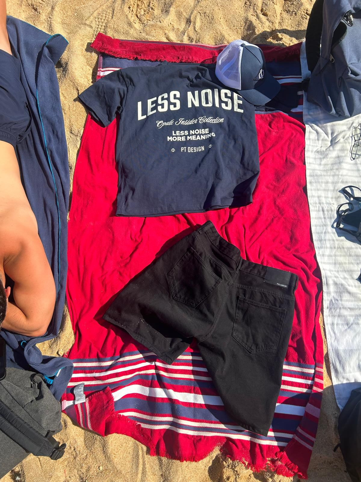 T-Shirt Less Noise More Meaning